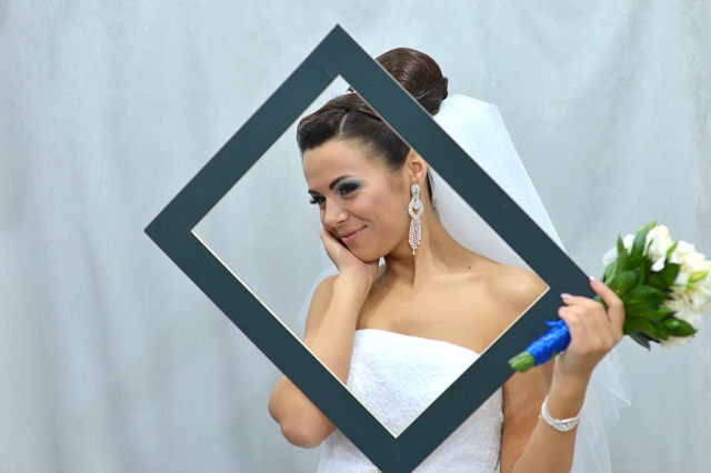 С удовольствием стану Вашим фотографом !!!