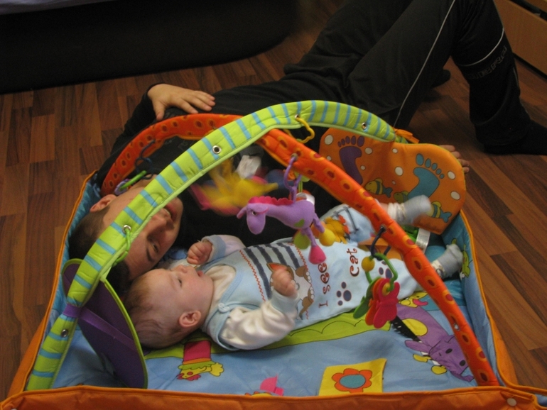 А нам 4 месяца! :))