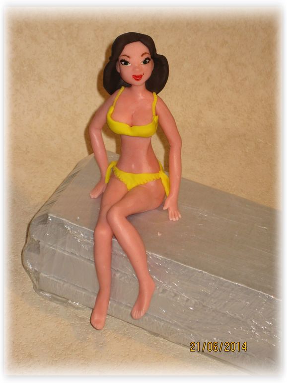 Девушка на БМВ