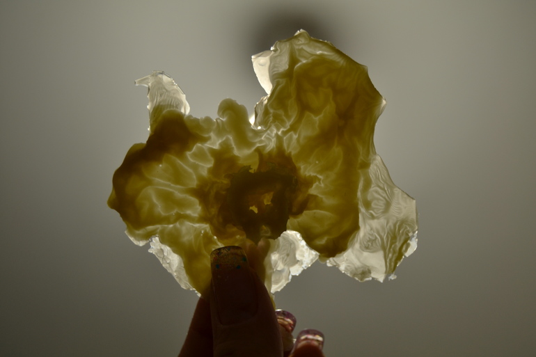 Гадание на восковой свече.