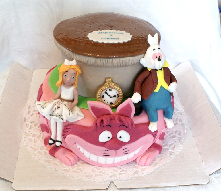 Выкладываю сразу много тортиков)