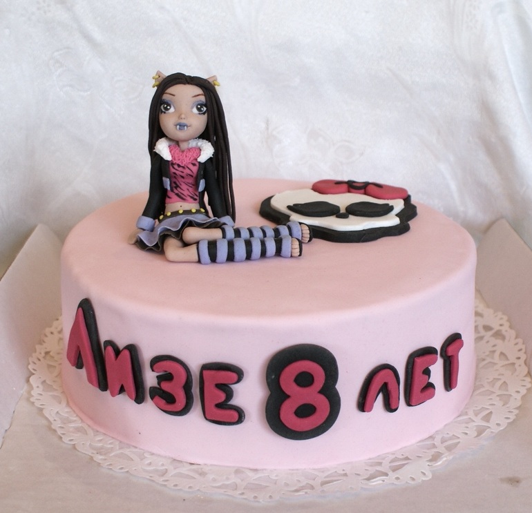 Торт Монстр Хай