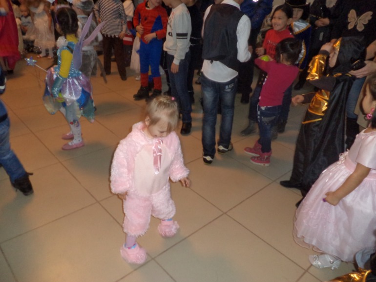 В этом году первая елка.