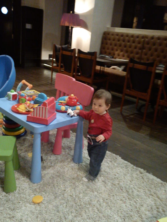 сборище обнаглевших мамашек