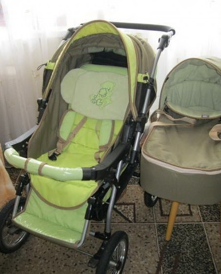 Не серовато ли для нашей ягодки?Коляска.