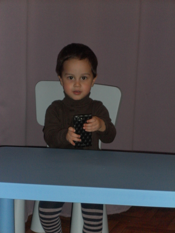 Наши столик и стульчик Mammut