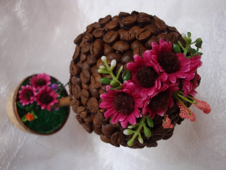 Кофейные топиарии. Подготовка к 8-му марта продолжается (много фото)