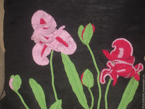 Декоративные подушки на диван или кресло