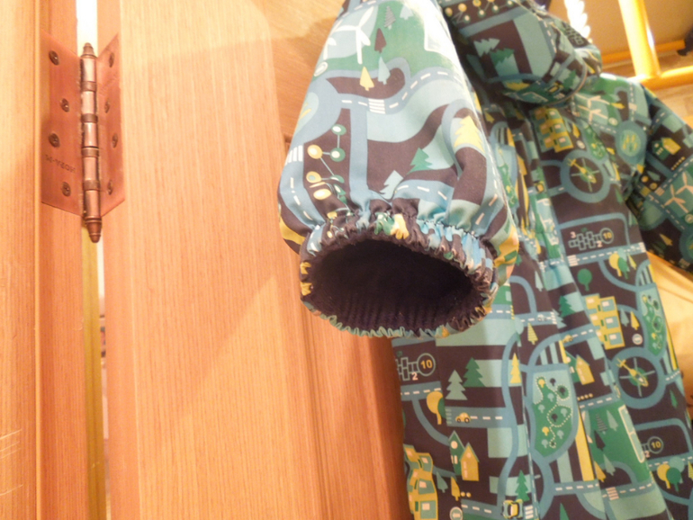 Продам комбинезон РЕЙМА ТЕК 86+ и поддева к нему 86+ 1500 руб.