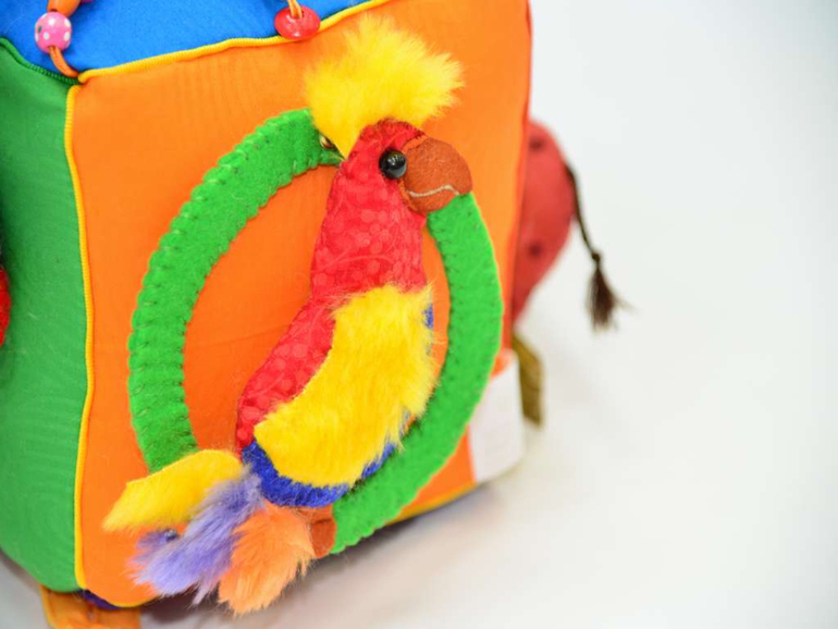 Развивающий кубик 15*15 см