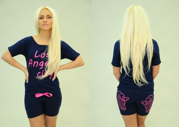 Девчата, продаю новые вещи! Туники, костюмы, футболки. Добро пожаловать в мой дневник;-)