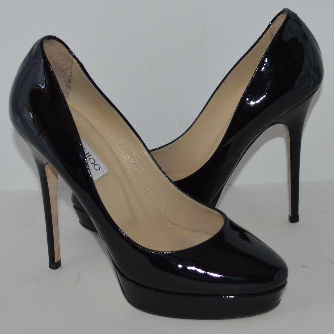 Продаю черные туфли Jimmy Choo