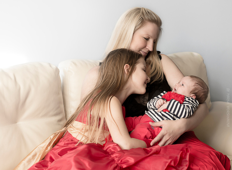 Таня, Саша, Денис и малышка Лерочка