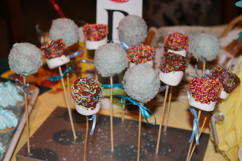 "Холодная сердцем" для доченьки в ее день рождения!