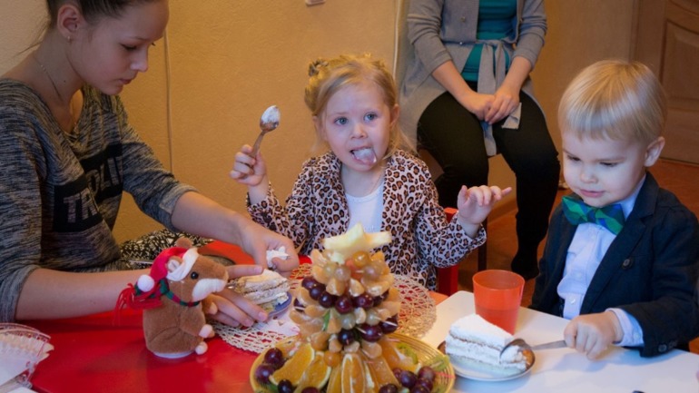 Дед мороз в саду)