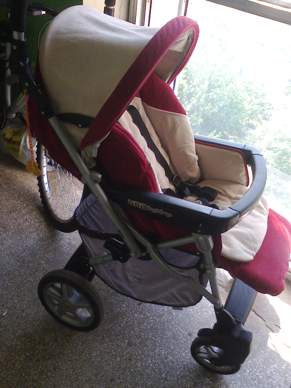 Коляска Peg-Perego Uno 4000 рублей