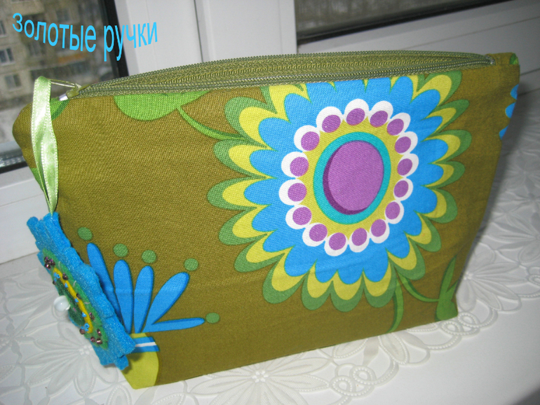 Косметичка "Неземной цветок"