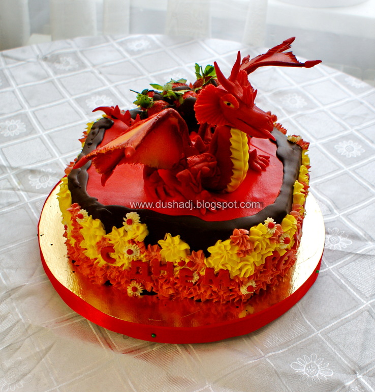 Бакуган с клубничкой :)