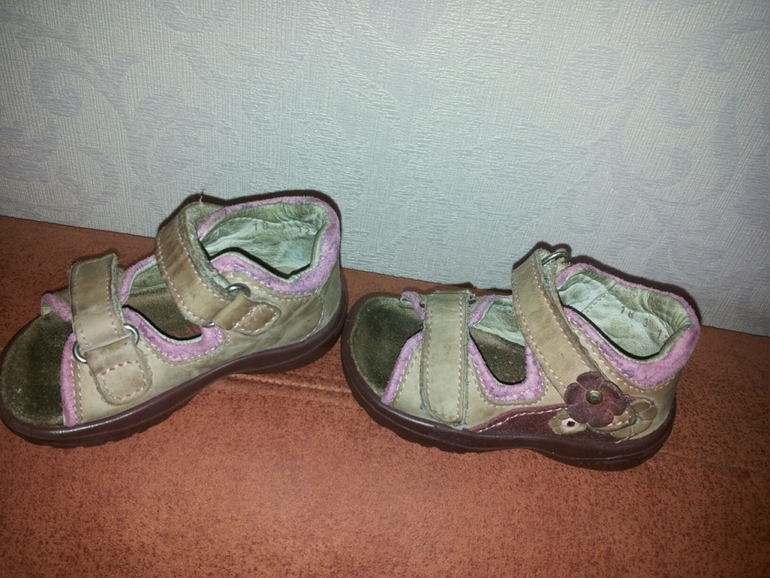 подходи не ленись, раскупай...