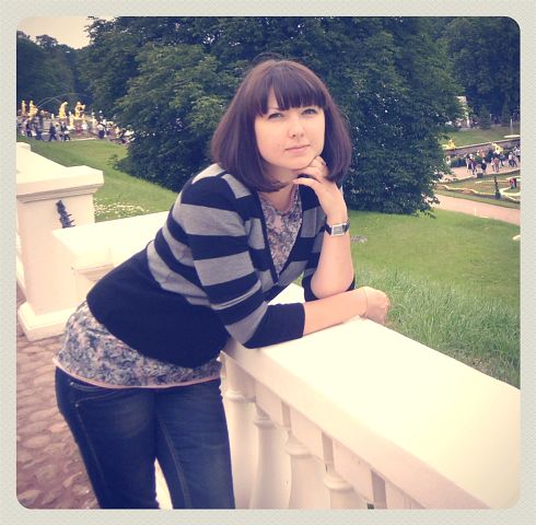 Вечный вопрос- с челкой или без?