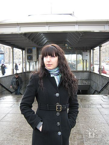 Вечный вопрос- с челкой или без?