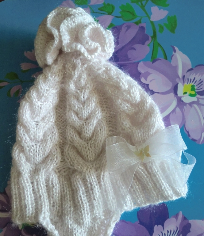 Снова шапка с косами - елочками