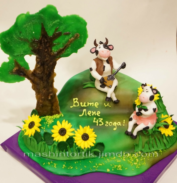 Коровки в подсолнухах