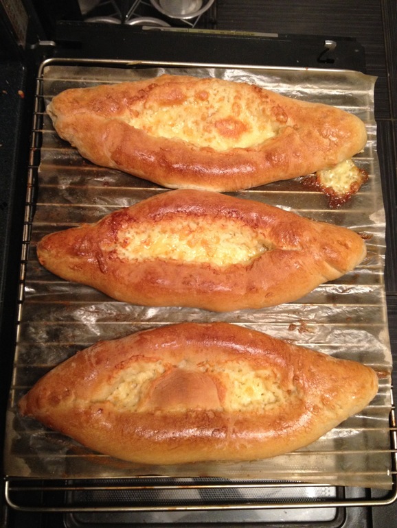 Хачапури по-аджарски