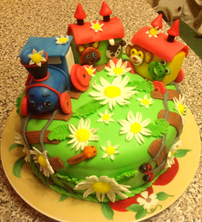 Девочки оцените мои первые тортики!Буду рада критике!))))Не проходите мимо.