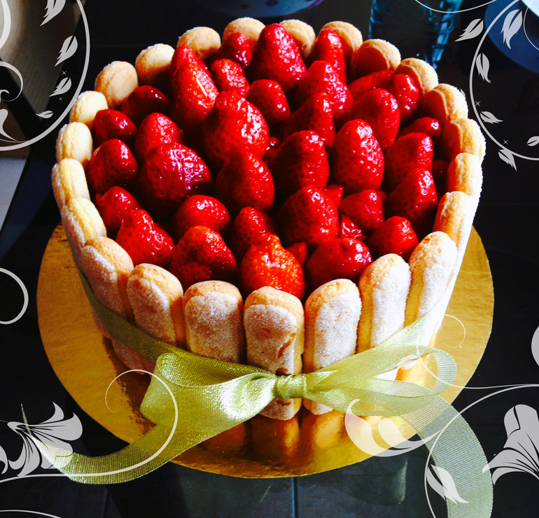 Торт "Клубничное настроение"