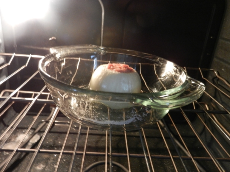 Фаршированный лук (рецепт).