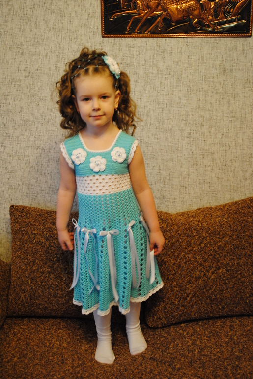 Связала дочке на 8 марта