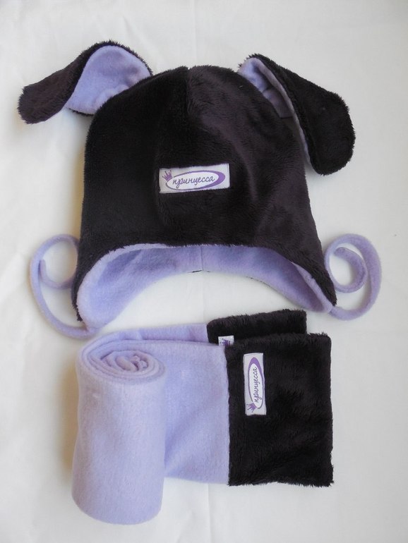 Очень много шапочек!)