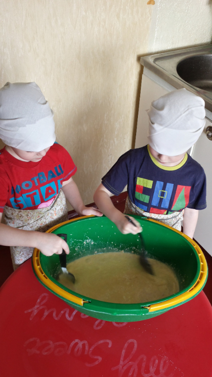 МК от Миши и Ефимки)))))Пасхальные куличи