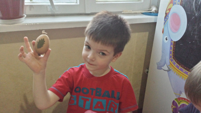 Мкласс от Миши и Ефима по окрашиванию яиц)))