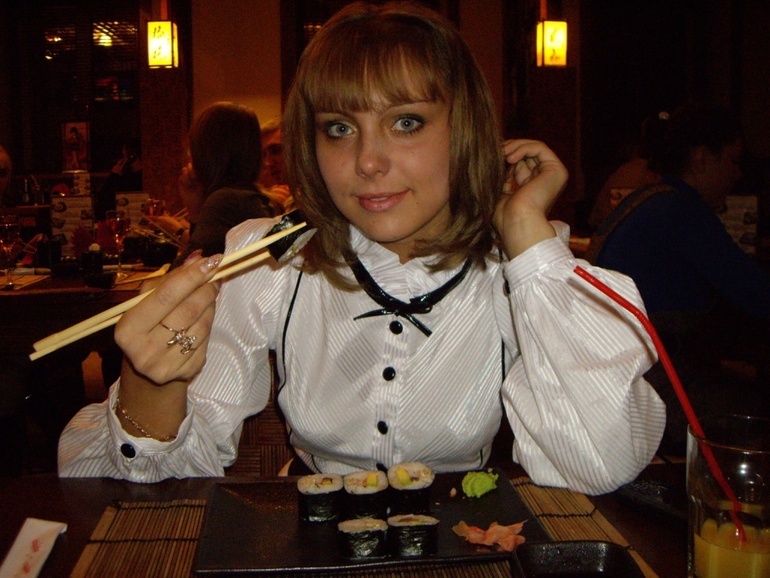 посоветуйте как лучше!?с челкой или без? каре или нет!???