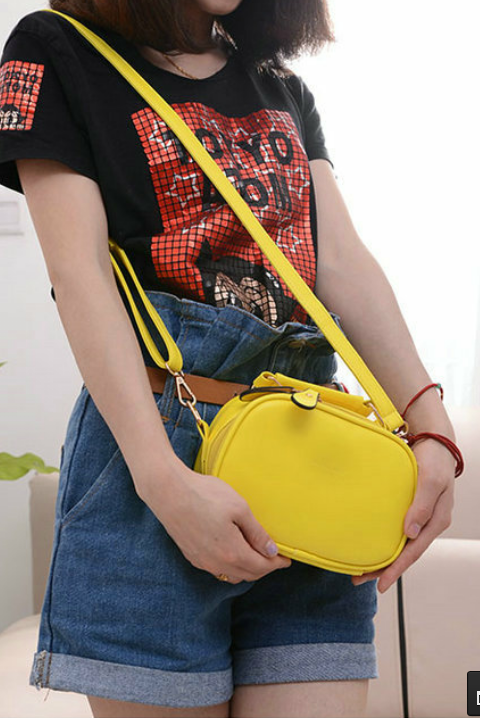 сумки с принтом, цена 590 руб! сразу на ваш адрес!