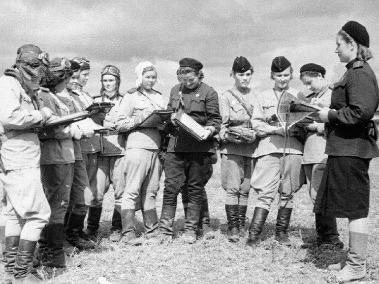 Скоро 23 февраля...