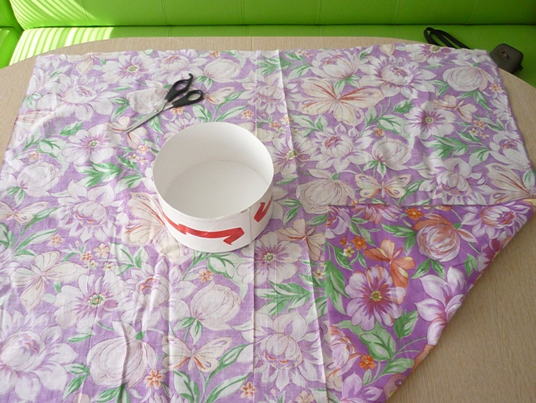 Мастер класс обшиваем тканью коробку без иголки