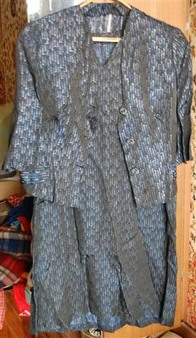 женские вещи, в основном 50-52, одно пальо 42-44. М. Савеловская