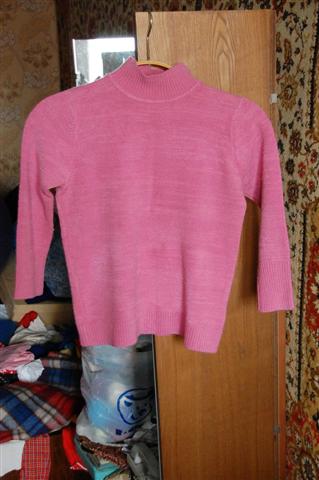 женские вещи, в основном 50-52, одно пальо 42-44. М. Савеловская