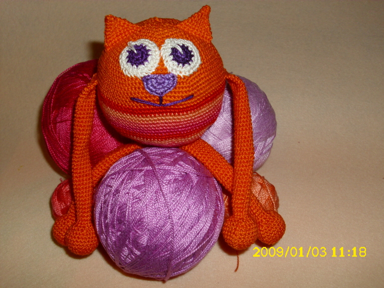 погремушка кот