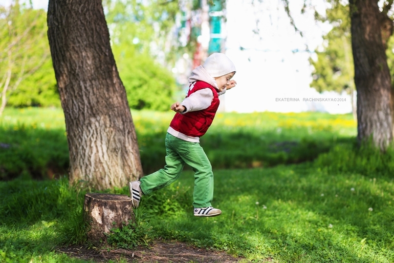 Прогулка с бабушкой и дедушкой