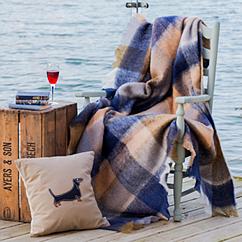 Яркие теплые пледы из Ирландии- лучшее украшение любой гостинной!!