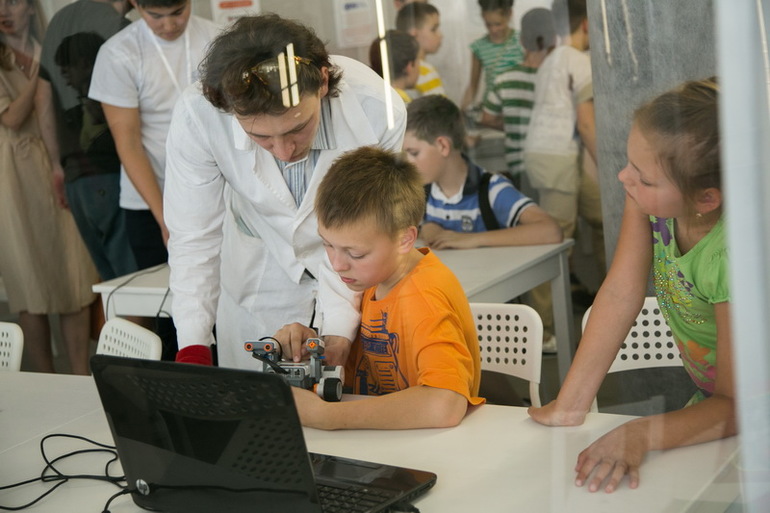 Бал Роботов-2014