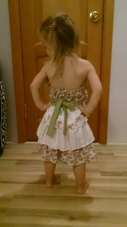 Сарафанчик для доченьки