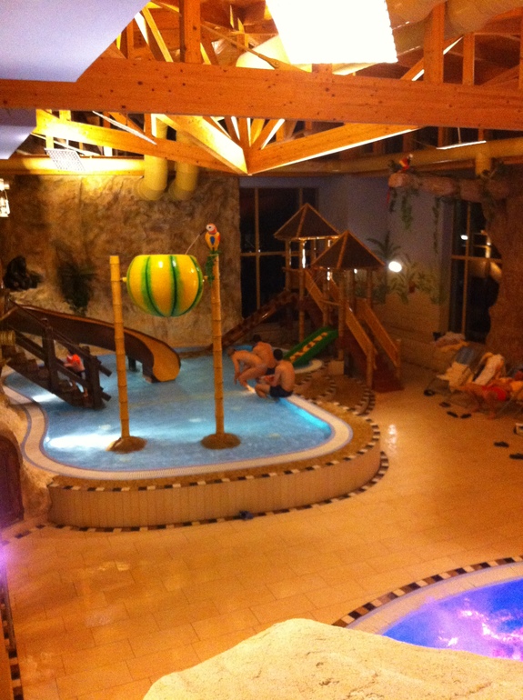 Австрийские Альпы (Серфаус-Фисс-Ладис) - отчет некатающейся мамы и ребенка (много фото).