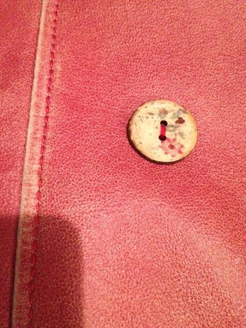 Экстравагантный кожаный плащ..S...2000 р.