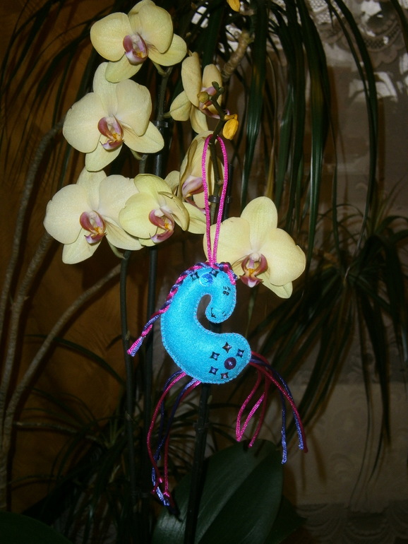 Пернатый друг Санты ( Dimensions 70-08831)