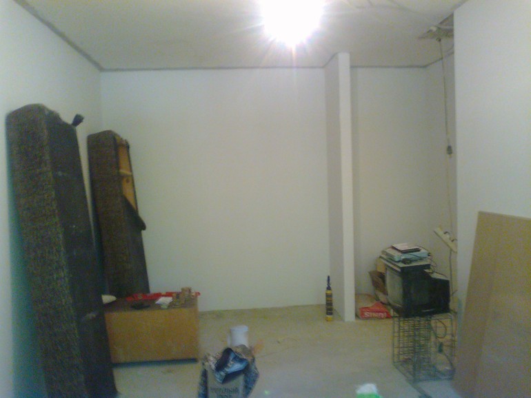 Желтая комната...быть или не быть? ........Оля-Q- Аууу!!!!